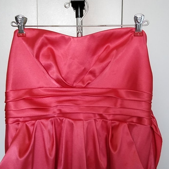 Coral semi-formal dress - Picture 2 of 4